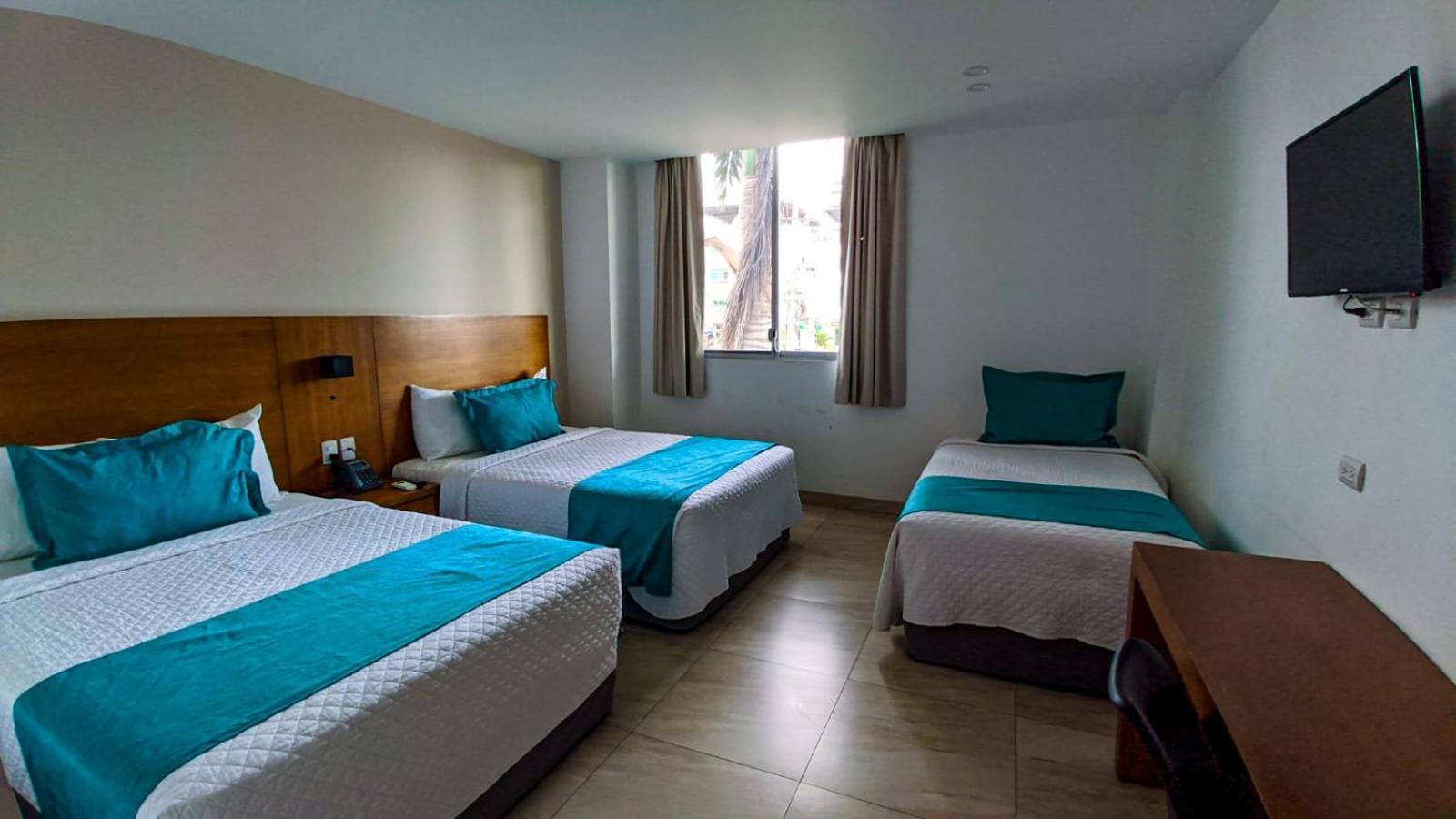 Aquamarina Hotel Манта Экстерьер фото