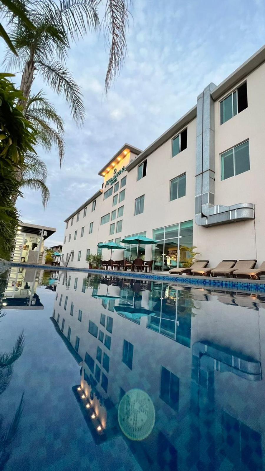 Aquamarina Hotel Манта Экстерьер фото