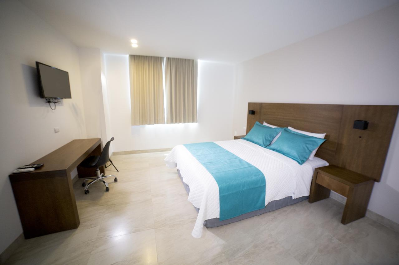 Aquamarina Hotel Манта Экстерьер фото
