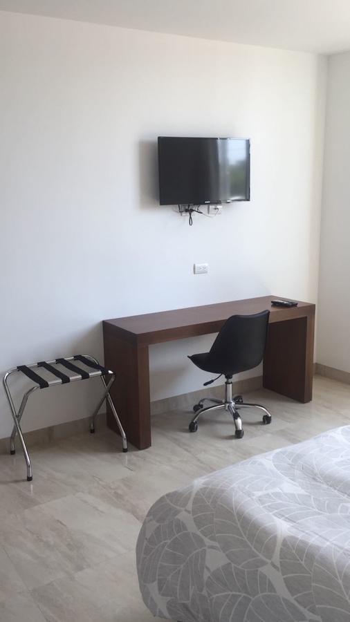 Aquamarina Hotel Манта Экстерьер фото